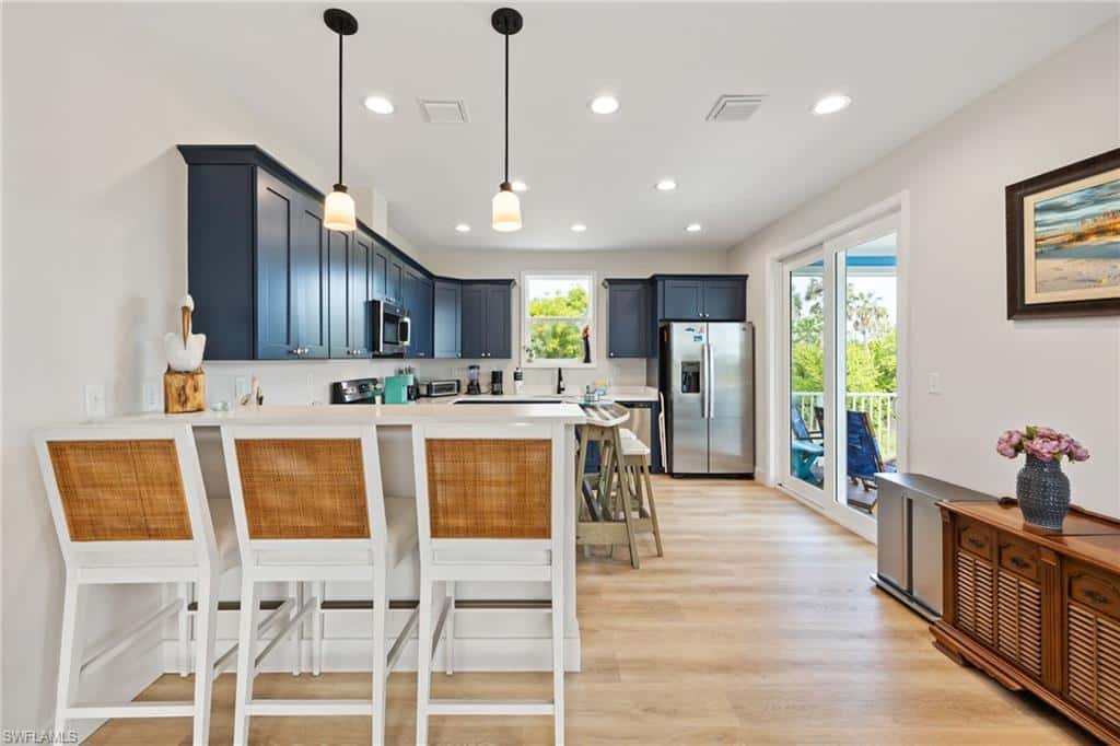 261 Donora Blvd, Fort Myers Beach, photo 10