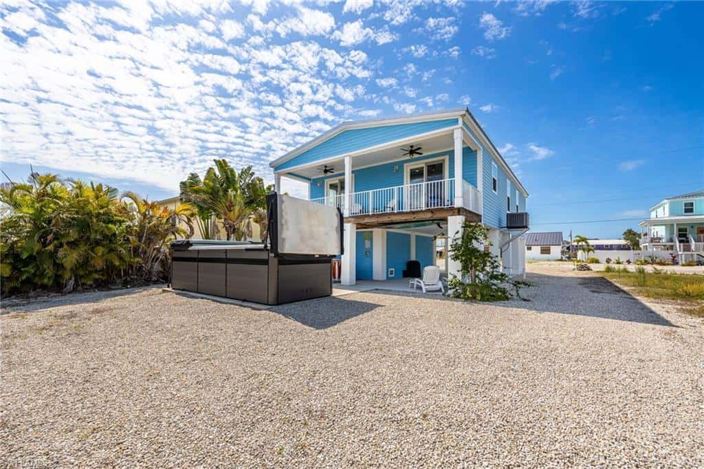 261 Donora Blvd, Fort Myers Beach, photo 33