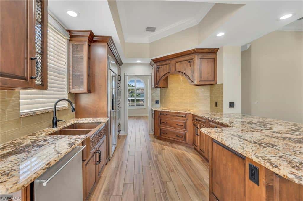 7558 Garibaldi Ct, Naples, photo 6