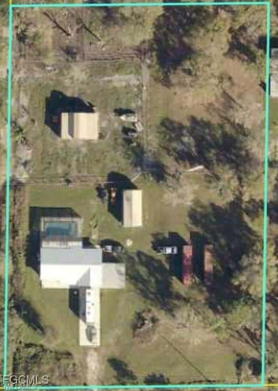 826 B Rd, Labelle, photo 23