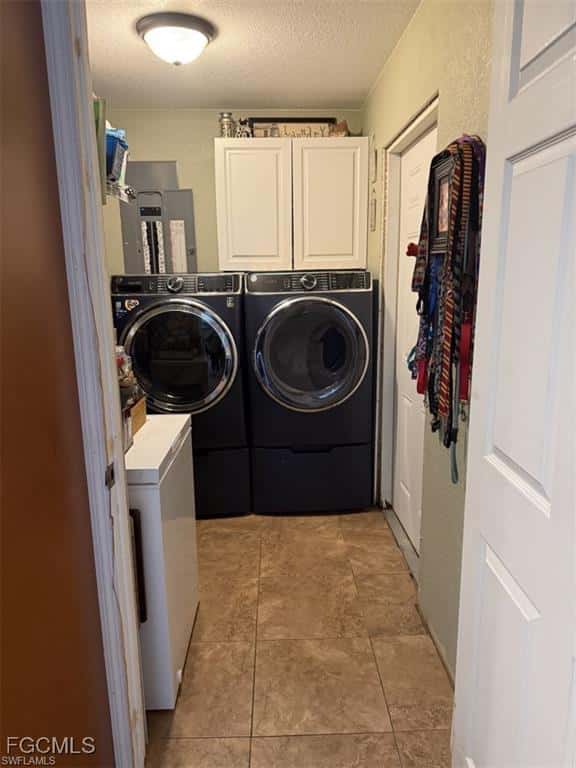 826 B Rd, Labelle, photo 21