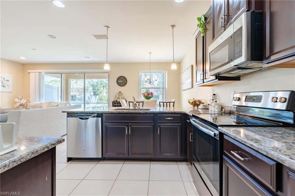 10818 Alvara Point Dr, Bonita Springs, photo 9