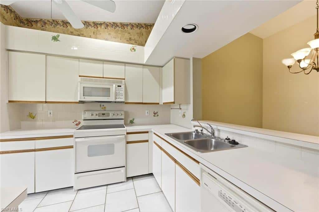 7380 Saint Ives Way #1305, Naples, photo 13