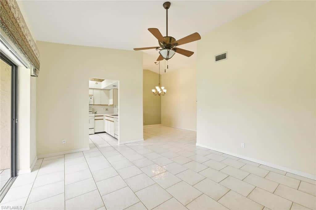 7380 Saint Ives Way #1305, Naples, photo 10
