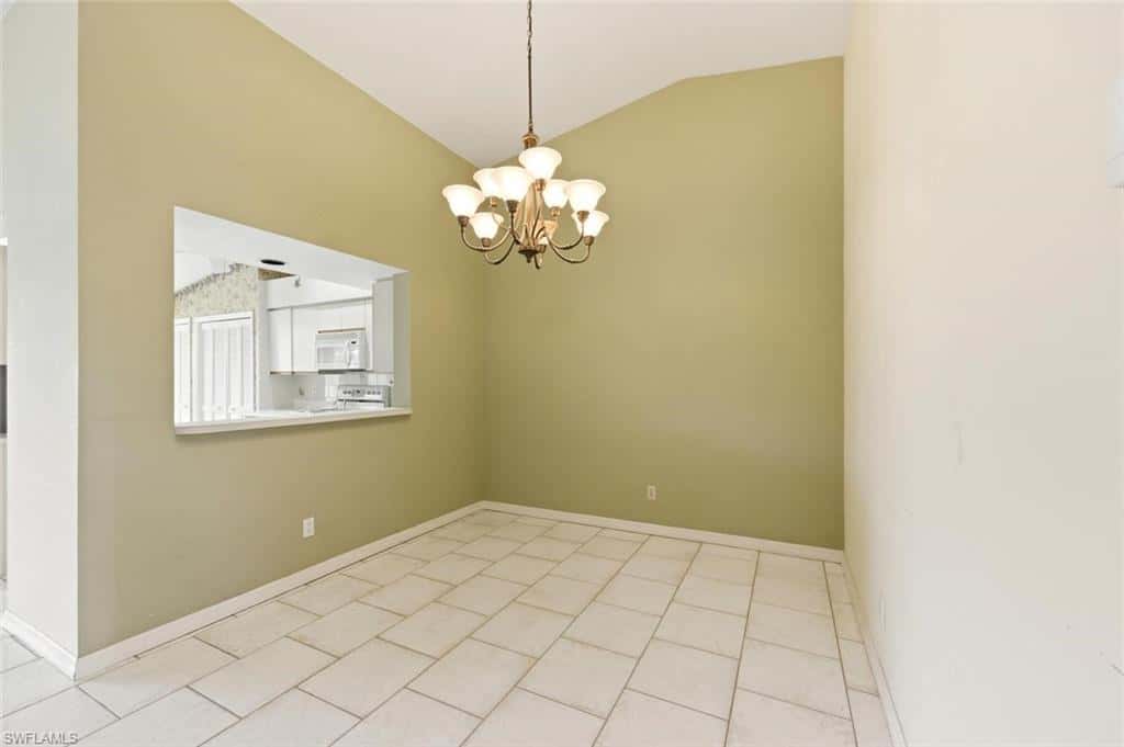 7380 Saint Ives Way #1305, Naples, photo 4