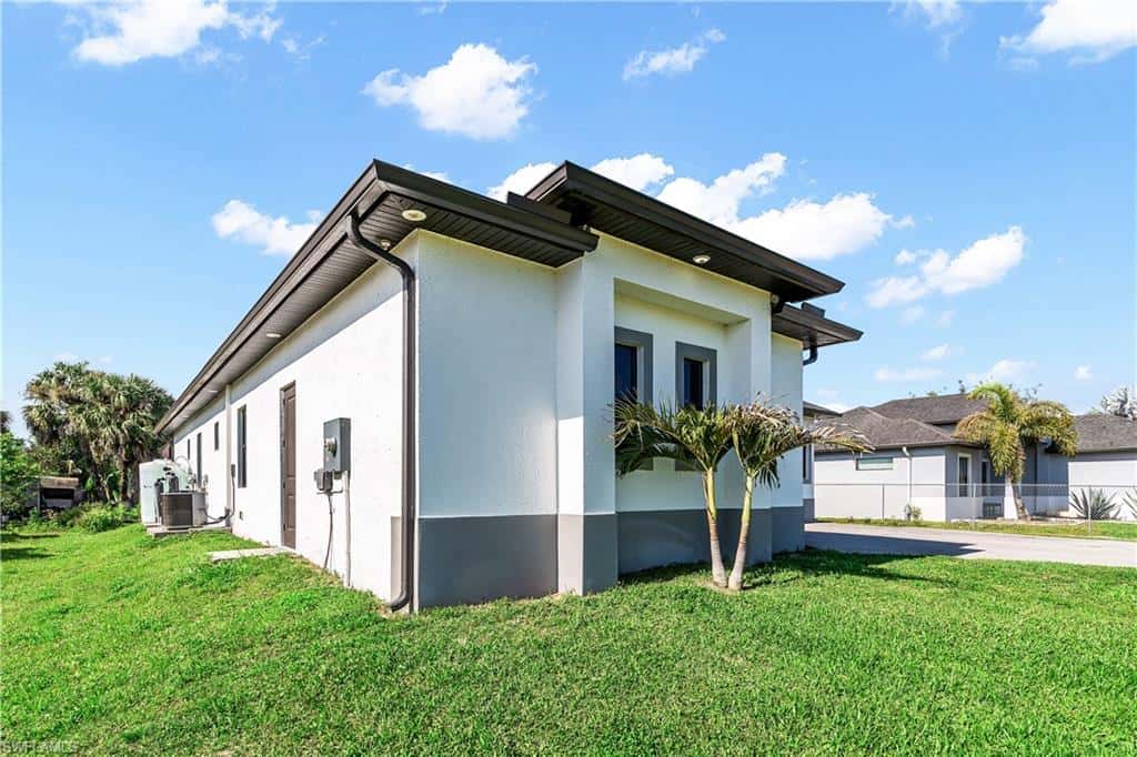 2557 29th Ave, Naples, photo 6