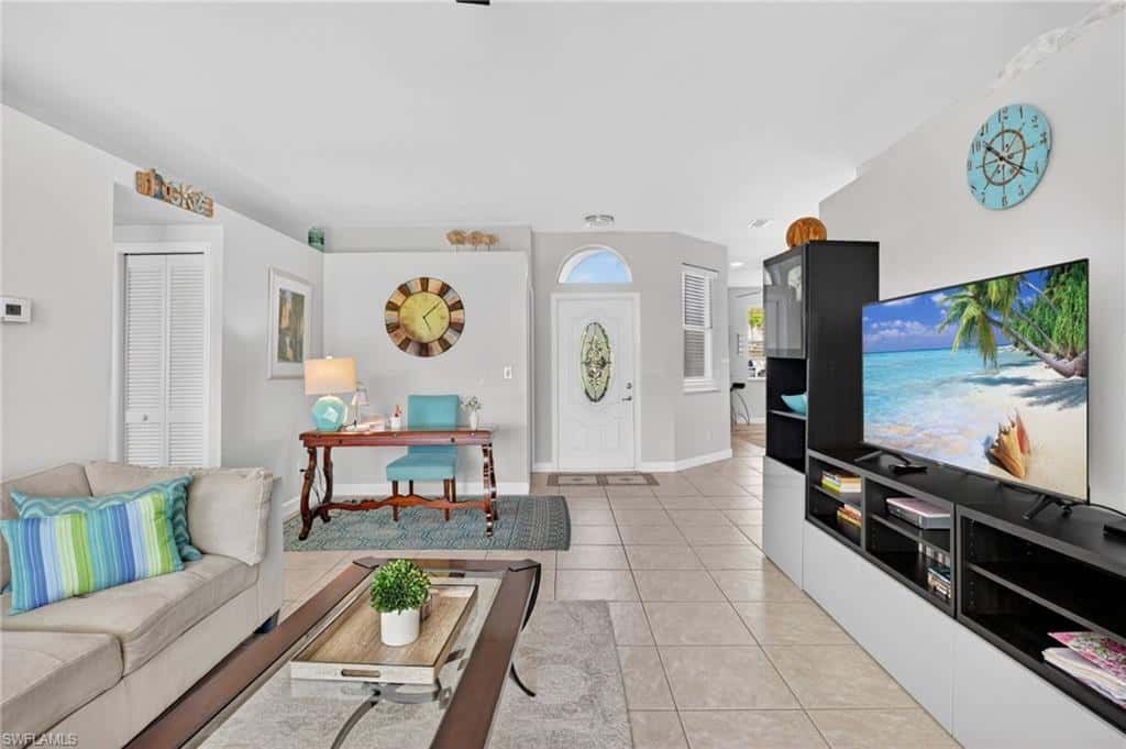 912 Briarwood Blvd, Naples, photo 12