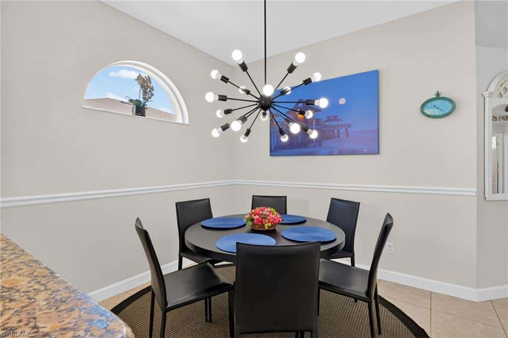 912 Briarwood Blvd, Naples, photo 9