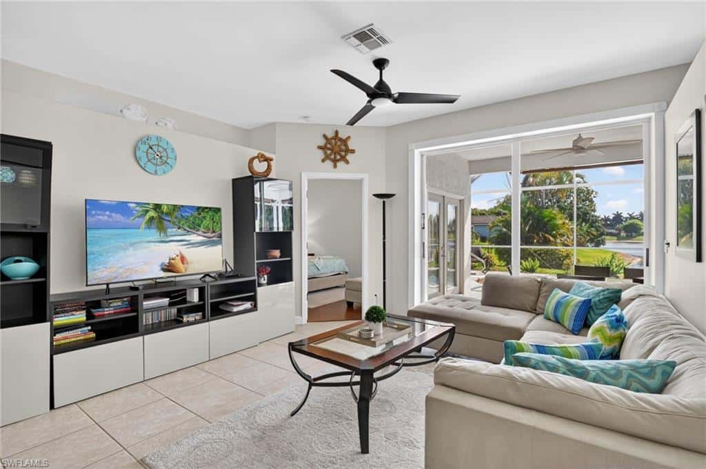 912 Briarwood Blvd, Naples, photo 11