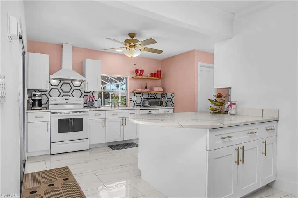 74 8th St, Bonita Springs, photo 13