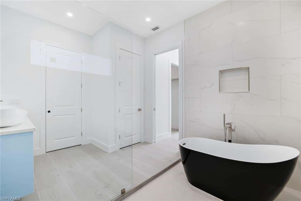 1248 Trail Terrace Dr, Naples, photo 17