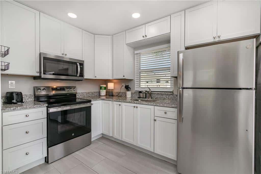4818 Regal Dr, Bonita Springs, photo 8