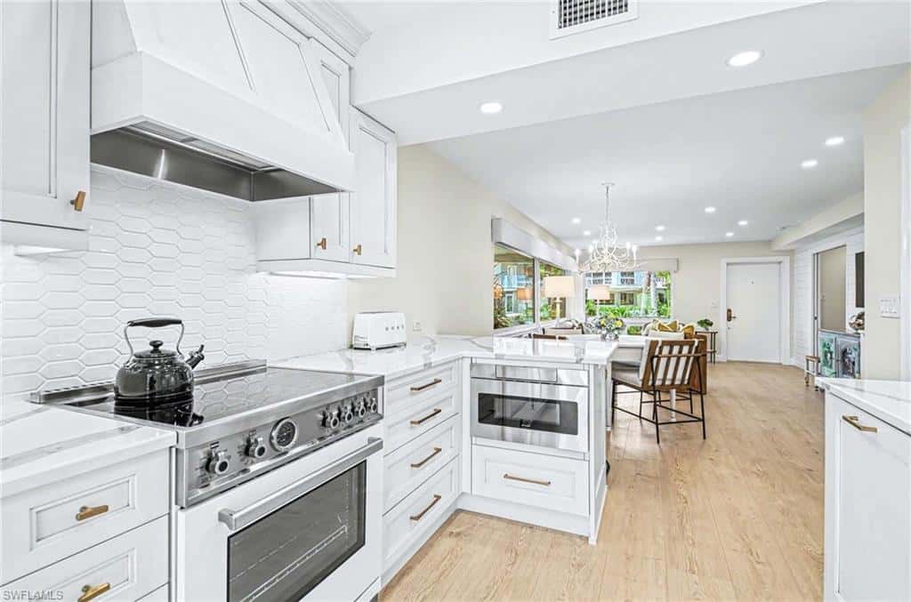 1851 Gulf Shore Blvd #4, Naples, photo 13