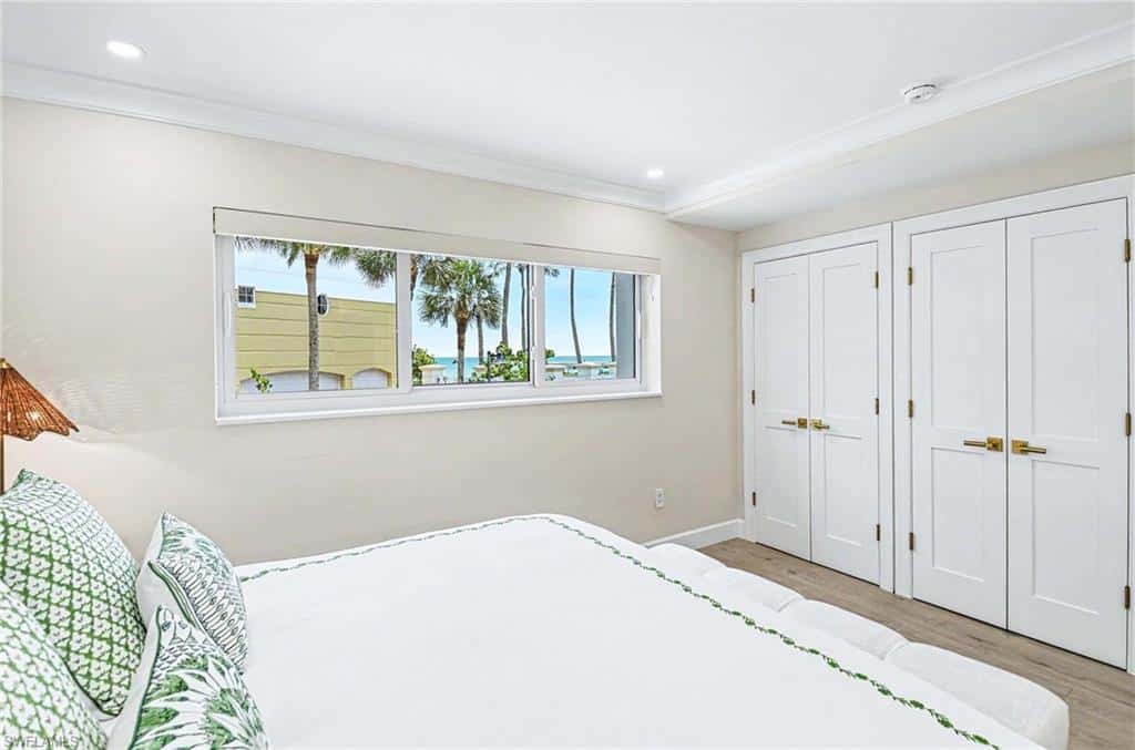 1851 Gulf Shore Blvd #4, Naples, photo 17