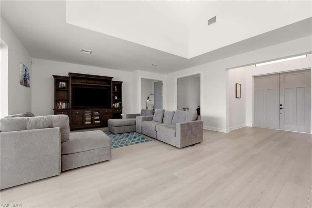 22833 Yellow Button Ln, Alva, photo 17
