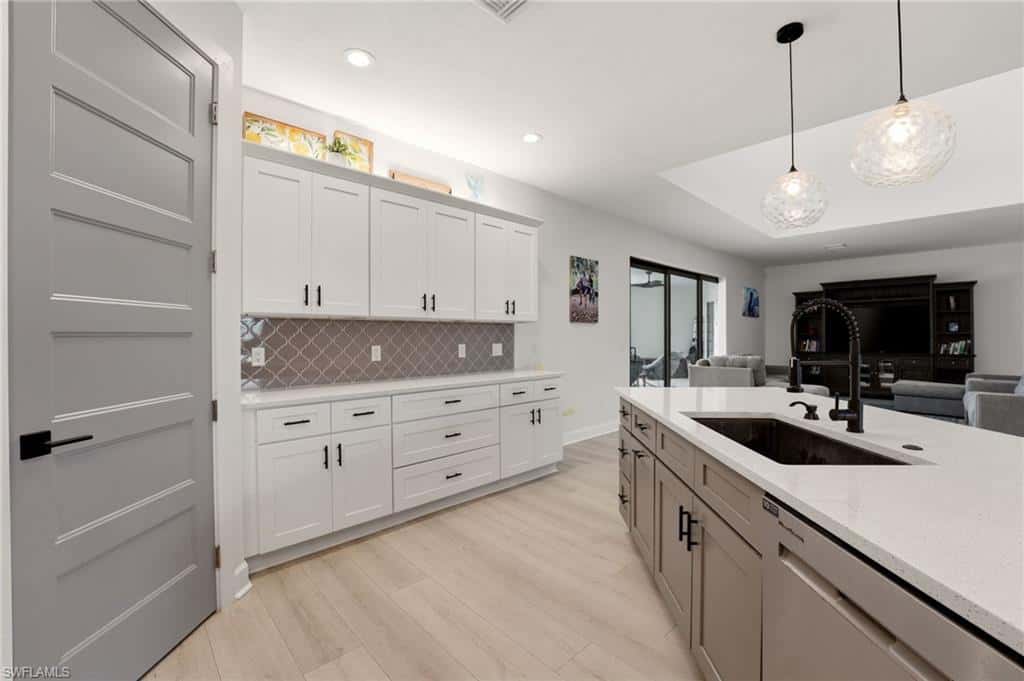 22833 Yellow Button Ln, Alva, photo 12