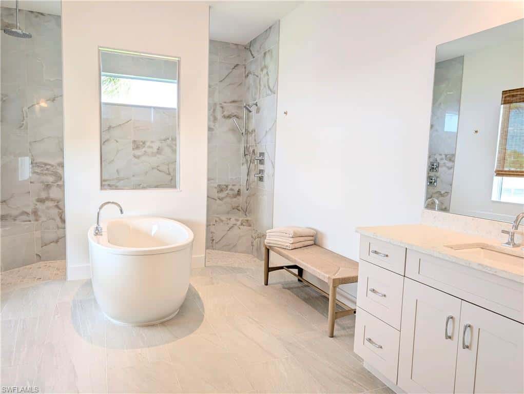 9077 Wisteria Way, Naples, photo 20