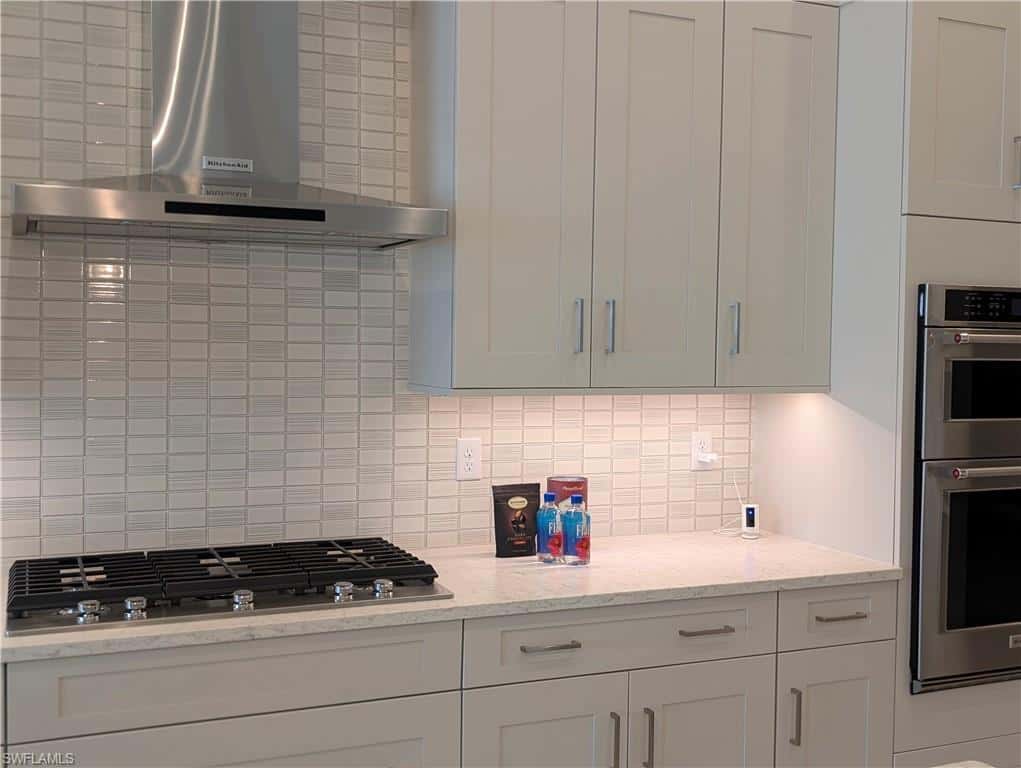 9077 Wisteria Way, Naples, photo 10