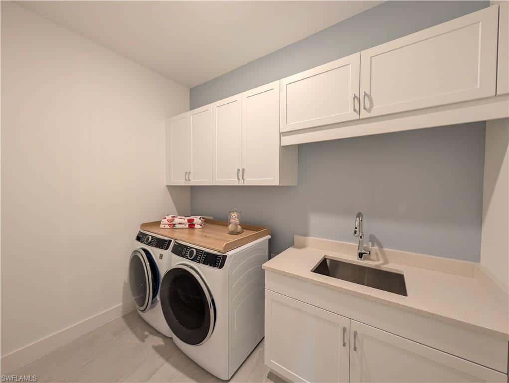9077 Wisteria Way, Naples, photo 33