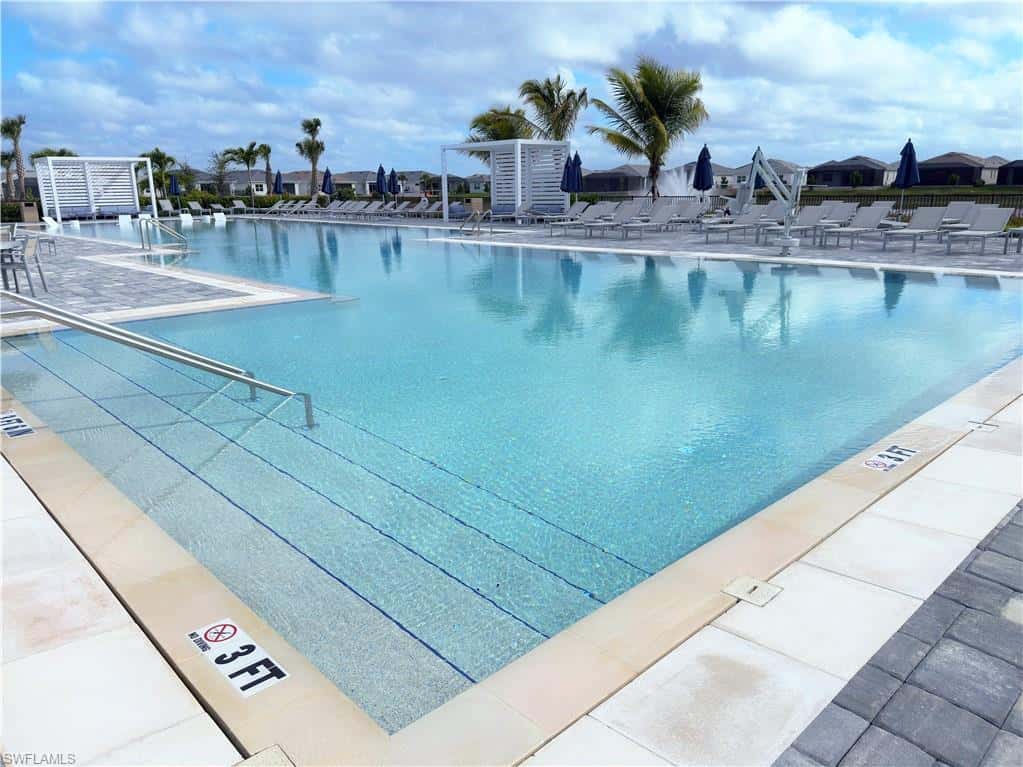 9077 Wisteria Way, Naples, photo 37