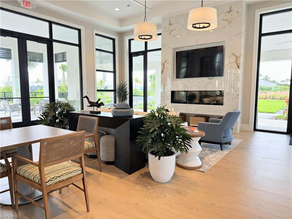 9077 Wisteria Way, Naples, photo 48