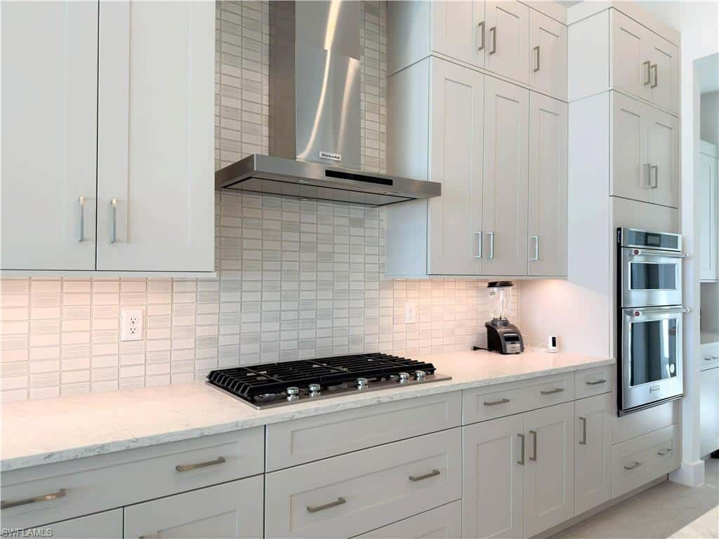 9077 Wisteria Way, Naples, photo 11