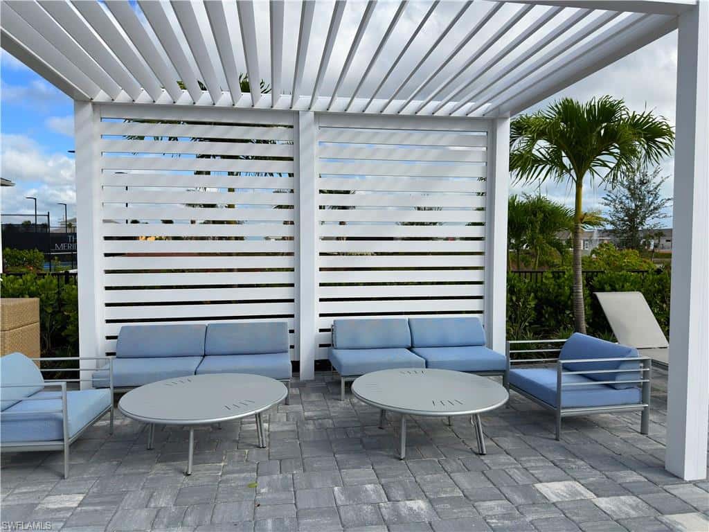 9077 Wisteria Way, Naples, photo 39