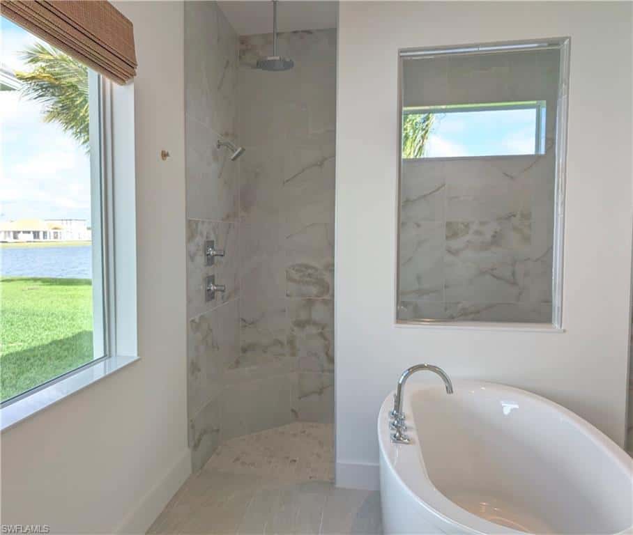 9077 Wisteria Way, Naples, photo 21