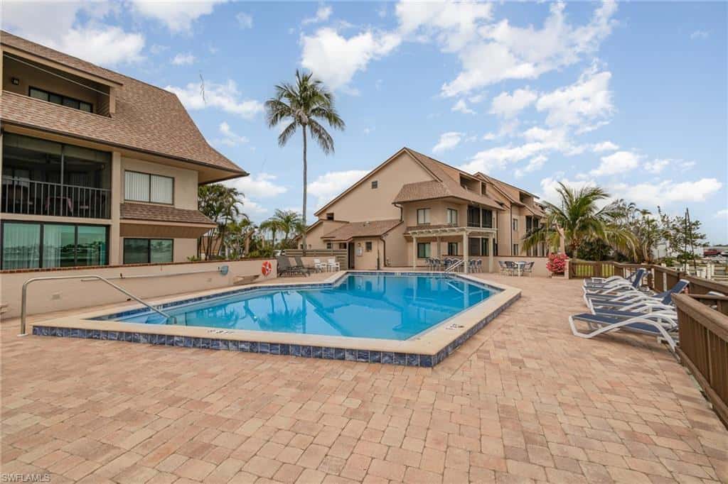 898 Buttonwood Dr #105, Fort Myers Beach, photo 23