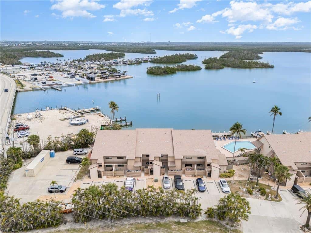 898 Buttonwood Dr #105, Fort Myers Beach, photo 31