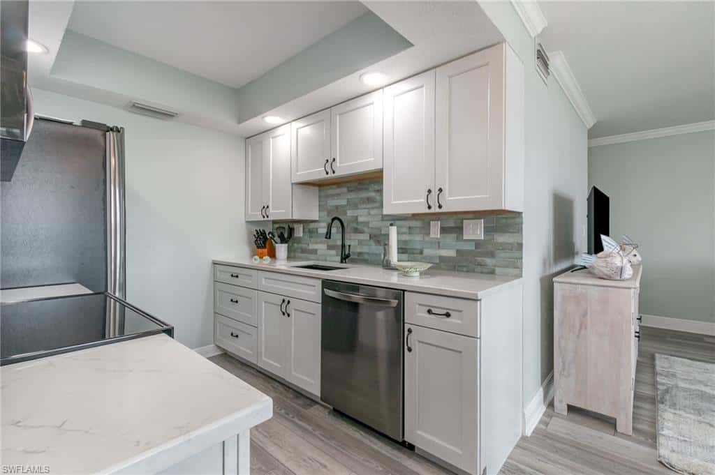 898 Buttonwood Dr #105, Fort Myers Beach, photo 11