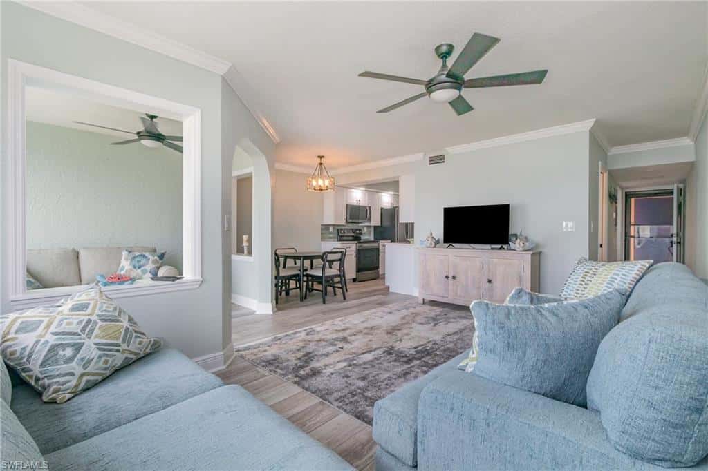 898 Buttonwood Dr #105, Fort Myers Beach, photo 8
