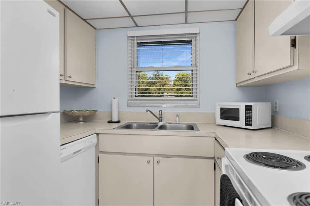 1000 Manatee Rd #a105, Naples, photo 11