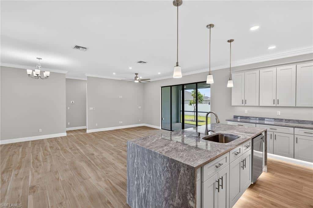 1912 24th Ter, Cape Coral, photo 14