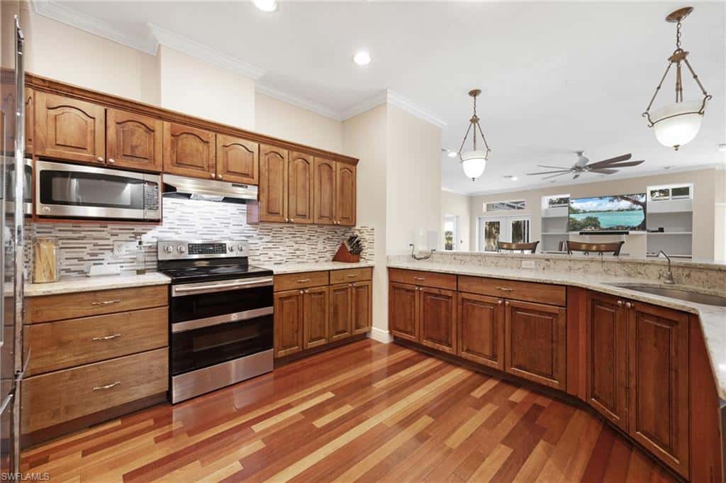 1261 Riverbend Dr, Labelle, photo 9