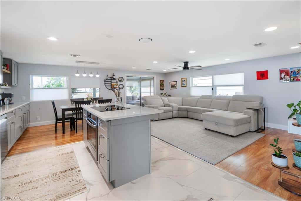 58 Le Mans Dr, Naples, photo 12
