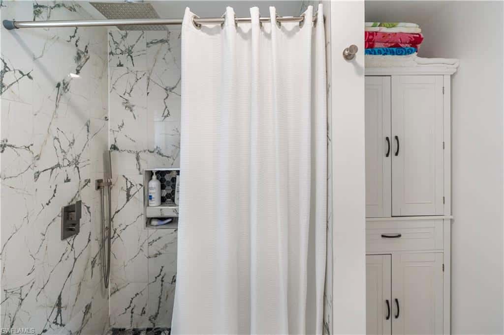 58 Le Mans Dr, Naples, photo 36