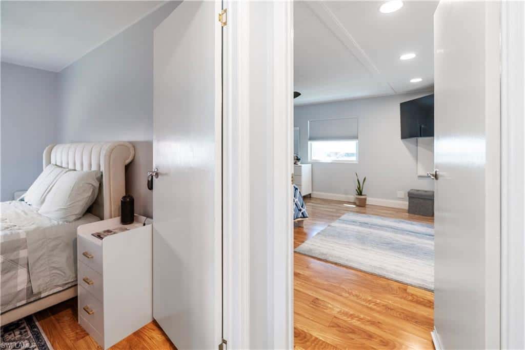 58 Le Mans Dr, Naples, photo 28