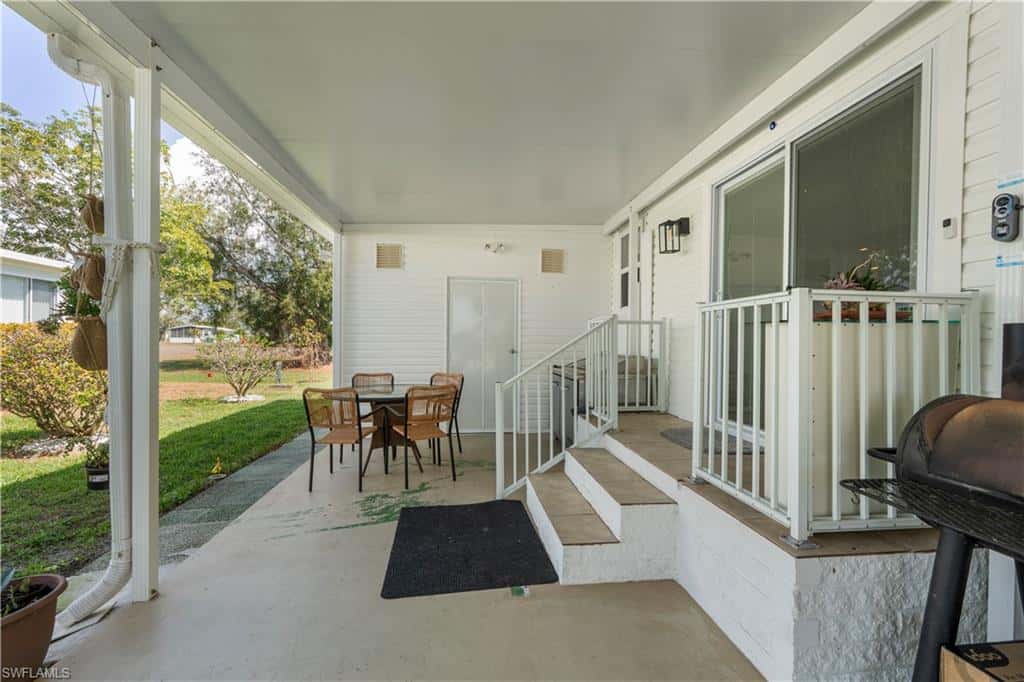 58 Le Mans Dr, Naples, photo 9