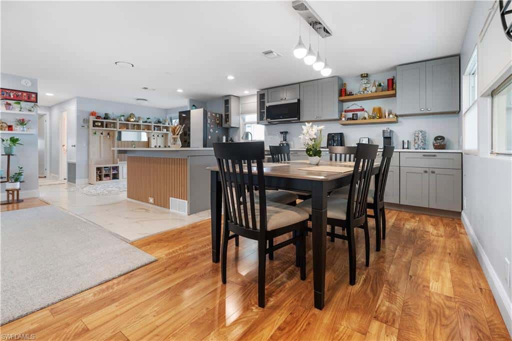58 Le Mans Dr, Naples, photo 19