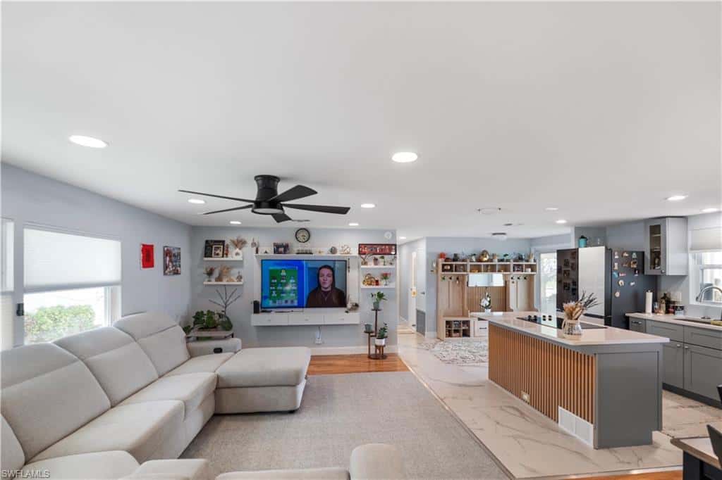 58 Le Mans Dr, Naples, photo 21