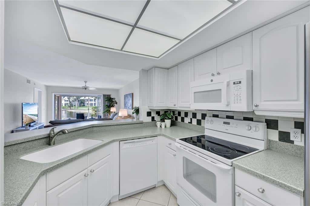 774 Wiggins Lake Dr #101, Naples, photo 4