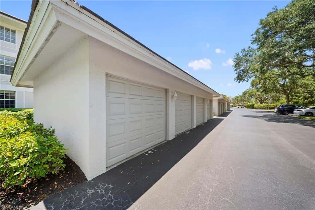 760 Waterford Dr #101, Naples, photo 6