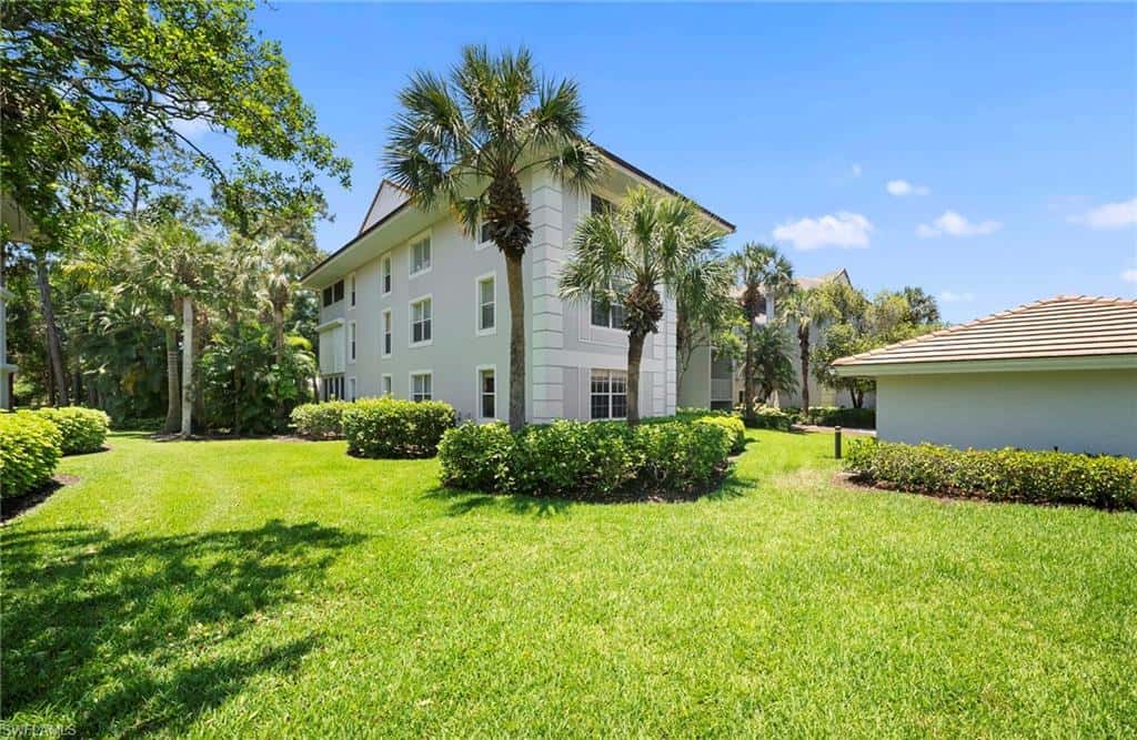 760 Waterford Dr #101, Naples, photo 9