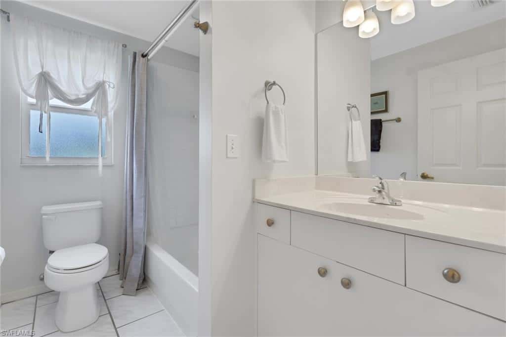 1835 Crown Pointe Blvd, Naples, photo 20