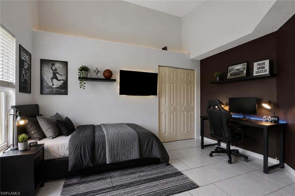 1835 Crown Pointe Blvd, Naples, photo 18