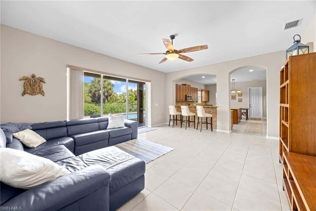 17178 Wrigley Cir, Fort Myers, photo 9