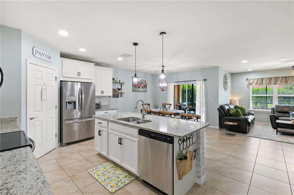 3215 Birchin Ln, Fort Myers, photo 7