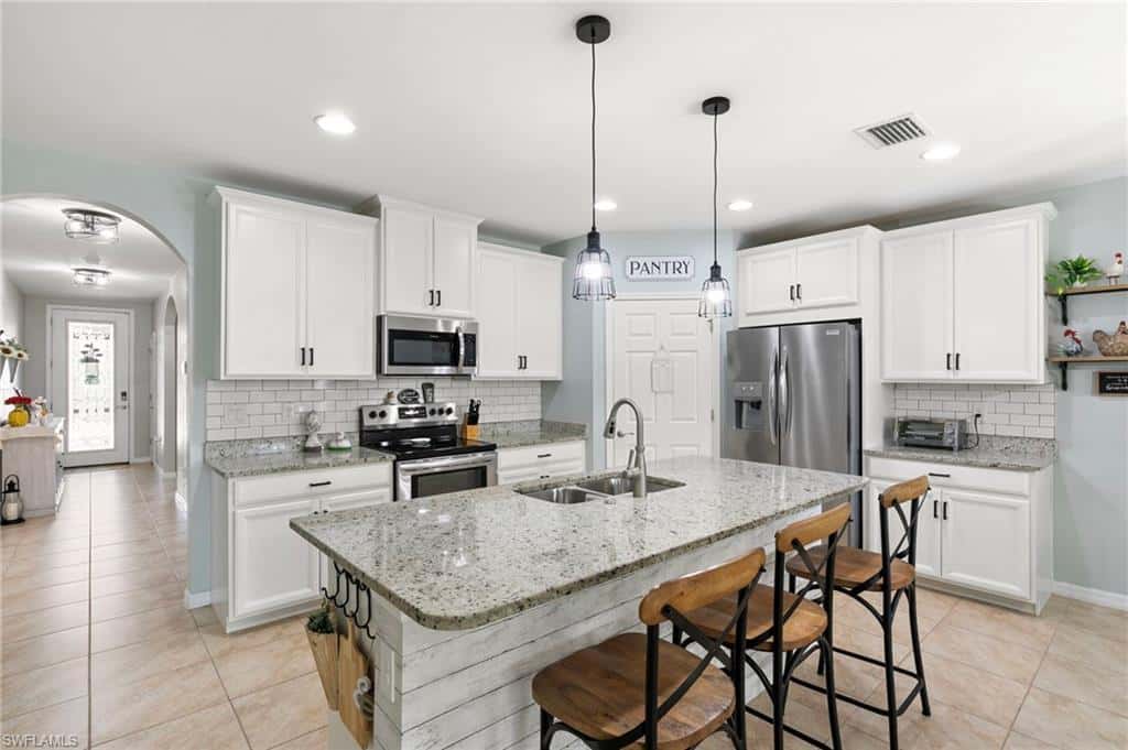 3215 Birchin Ln, Fort Myers, photo 4