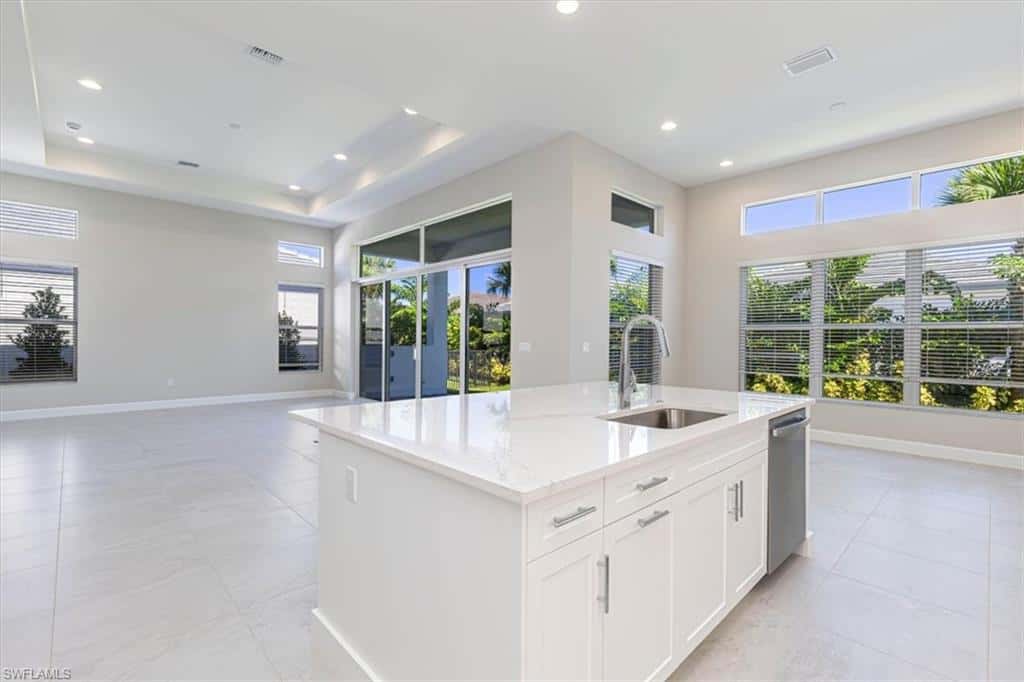 2745 Durham Cir, Naples, photo 7